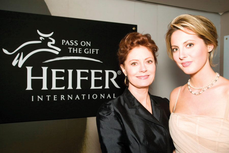 2010-Critic's-Choice-Awards-Afterparty--Susan-Sarandon-and-daughter-Eva-Amurri-Martino-co-host,-photo-2